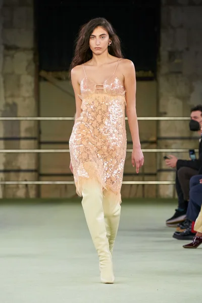 Look 69